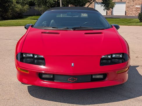 Used 1994 Chevrolet Camaro Z28 RWD image 14