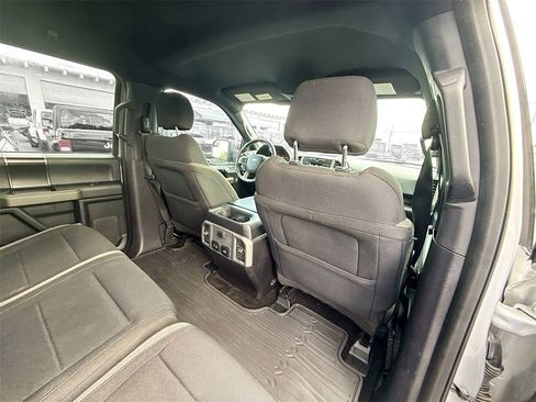 Used 2018 Ford F150 Raptor image 32