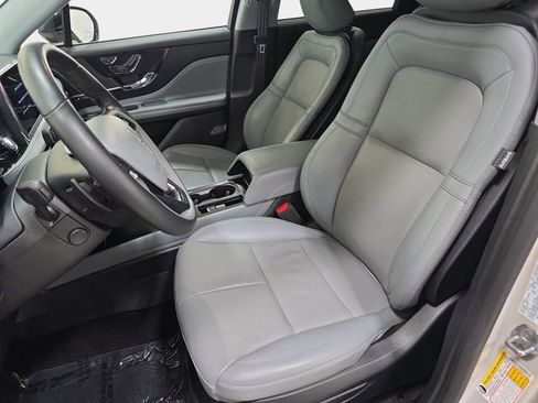 Certified 2022 Lincoln Corsair Reserve w/ Elements Package image 11