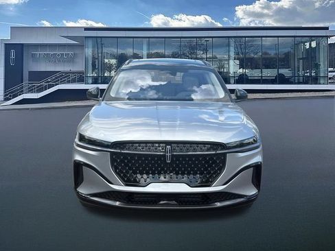 New 2026 Lincoln Nautilus Reserve w/ Jet Appearance Package AWD/4WD image 2