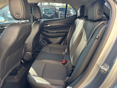 Used 2025 Buick Encore GX Preferred image 25