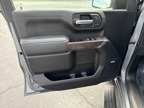 Used 2022 GMC Sierra 1500 Denali w/ Denali Premium Package AWD/4WD image 14