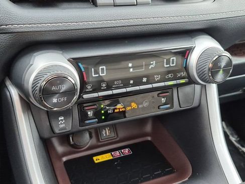 Certified 2025 Toyota RAV4 Limited w/ Advanced Technology Package AWD/4WD image 15