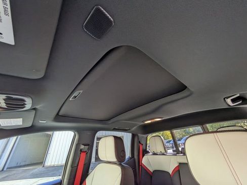 Used 2023 GMC Canyon AT4X image 26