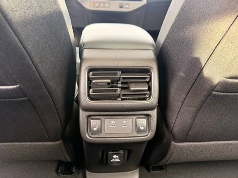 New 2026 Nissan Leaf Platinum+ w/ Cargo Package (Platinum+) image 19