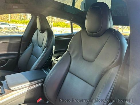 Used 2022 Tesla Model S AWD image 12