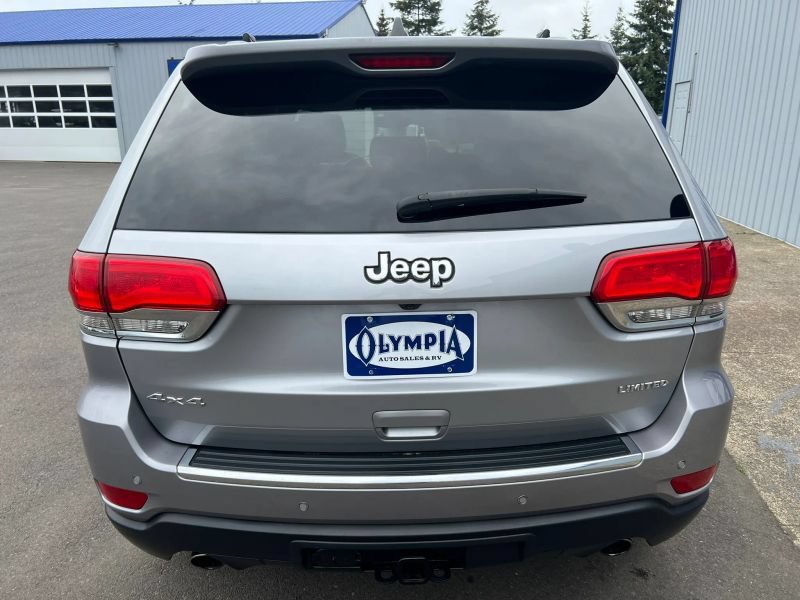 Used 2017 Jeep Grand Cherokee Limited w/ Trailer Tow Group IV AWD/4WD image 14