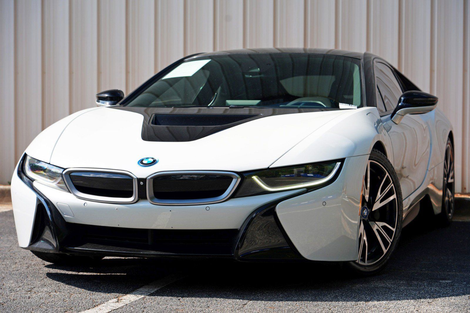 Used 2015 BMW i8 AWD/4WD image 3