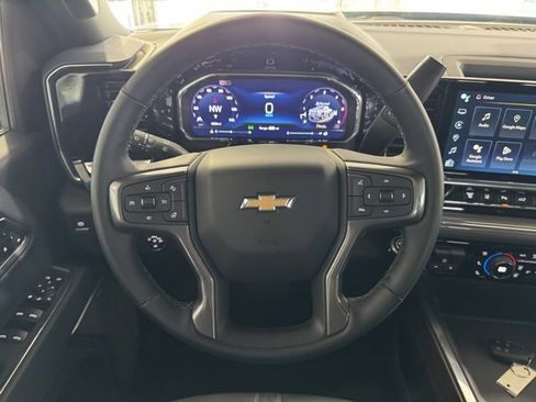 Used 2025 Chevrolet Silverado 2500 High Country w/ Technology Package image 21