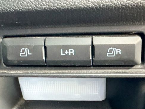 Used 2020 Ford Explorer ST AWD/4WD image 37
