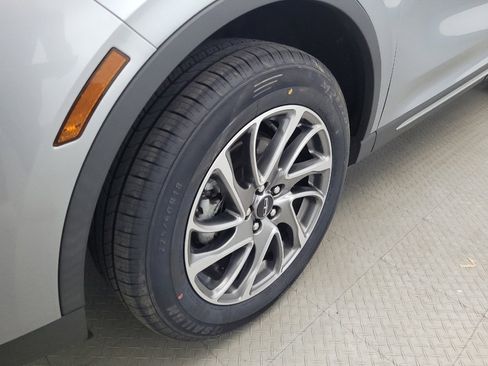 Used 2022 Lincoln Corsair AWD w/ Equipment Group 101A image 31