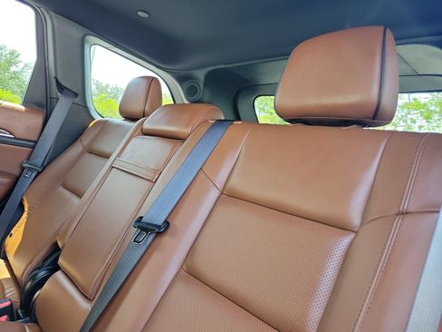 Used 2020 Jeep Grand Cherokee Overland AWD/4WD image 15