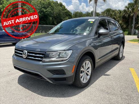 Used 2019 Volkswagen Tiguan S w/ Driver Assistance Package FWD image 1
