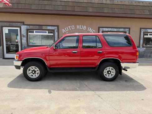 Used 1995 Toyota 4Runner SR5 image 6