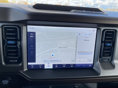 Used 2021 Ford Bronco Outer Banks image 18