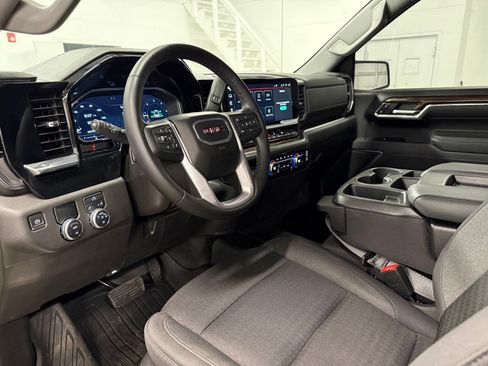 Used 2024 GMC Sierra 1500 Elevation w/ LPO, Elevation Black Package RWD image 16