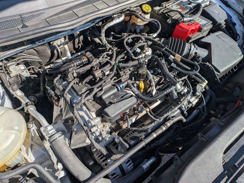 Used 2021 Ford Escape S image 12