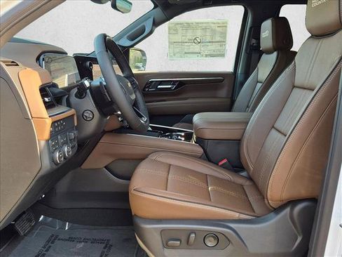 New 2026 Chevrolet Tahoe High Country AWD/4WD image 4