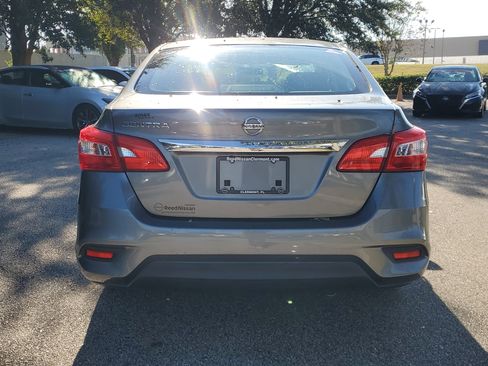 Used 2017 Nissan Sentra S image 7