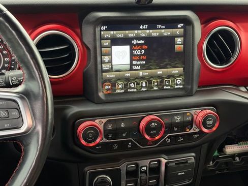 Used 2021 Jeep Wrangler Unlimited Rubicon AWD/4WD image 14