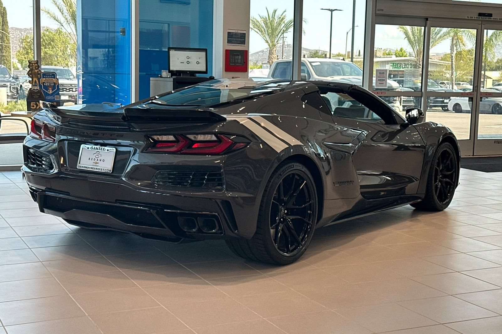 New 2027 Chevrolet Corvette Grand Sport w/ Z52 Sport Performance Package RWD image 4