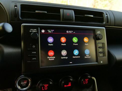 Used 2023 Toyota GR86 10th Anniversary SE image 12