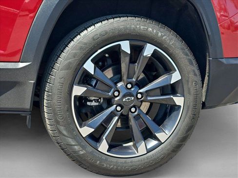 Certified 2026 Chevrolet Equinox RS FWD image 30