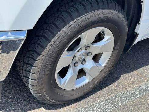 Used 2021 RAM 1500 Big Horn RWD image 5