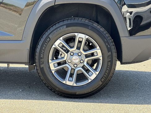 New 2027 GMC Terrain Elevation w/ LPO, Floor Liner Package FWD image 29