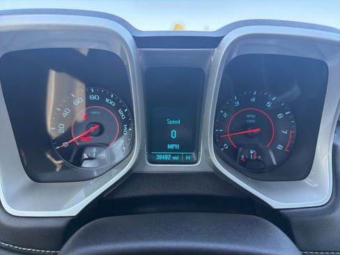 Used 2014 Chevrolet Camaro LS RWD image 12