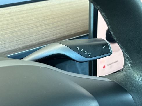 Used 2023 Tesla Model 3 Standard Range RWD image 23