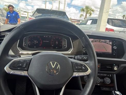 Used 2024 Volkswagen Jetta SEL FWD image 22