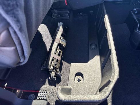 Used 2021 Jeep Gladiator Overland w/ Popular Equipment Package image 58