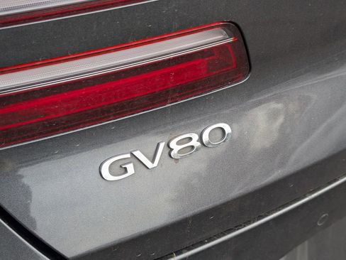 Used 2021 Genesis GV80 3.5T Advanced + w/ Cargo Package image 12