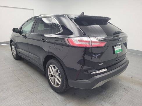 Used 2024 Ford Edge SEL image 5