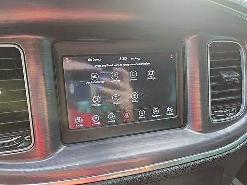 Used 2018 Dodge Charger SXT image 47