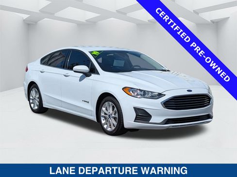 Certified 2019 Ford Fusion SE FWD image 3