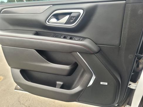 Used 2021 Chevrolet Tahoe RST w/ Luxury Package image 15