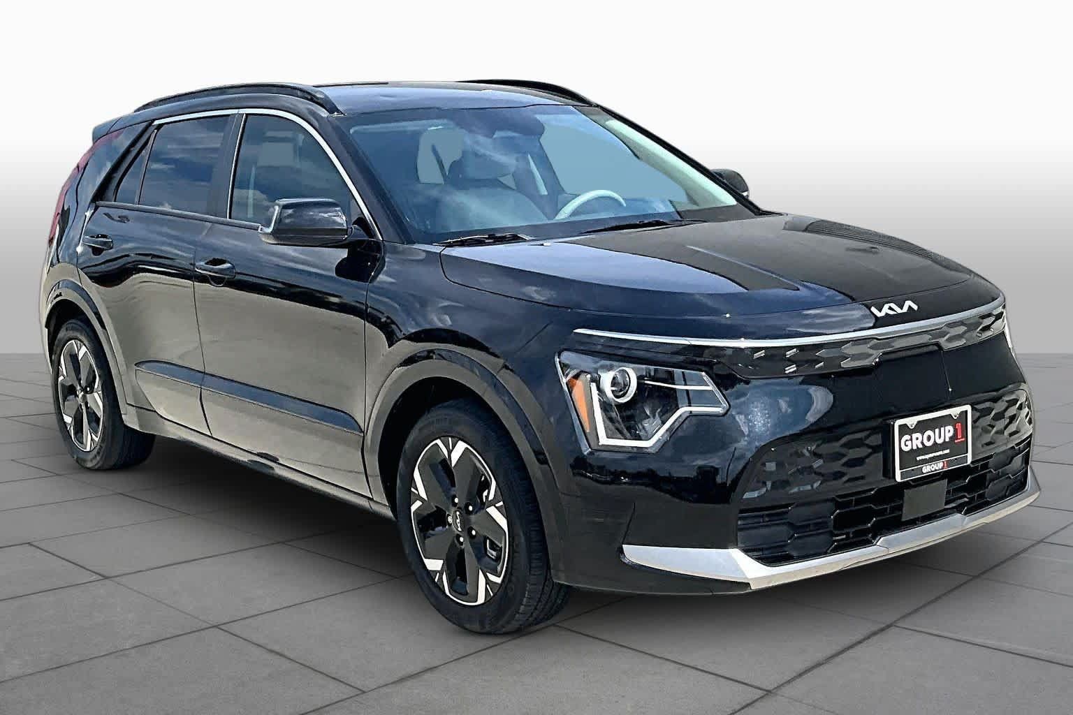 Used 2023 Kia Niro Wind FWD image 2