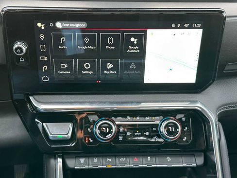 Used 2024 GMC Sierra 2500 Denali w/ Denali Reserve Package image 25