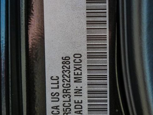 Used 2024 RAM 2500 Tradesman w/ Chrome Appearance Group image 33