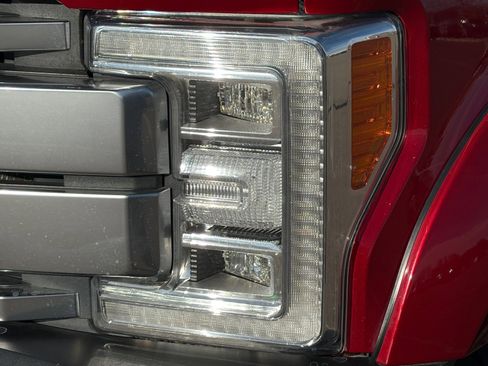 Used 2019 Ford F250 Platinum w/ Platinum Ultimate Package image 12