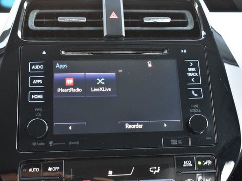 Used 2016 Toyota Prius Three Touring image 40