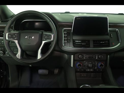 Used 2023 Chevrolet Tahoe Z71 w/ Off-Road Capability Package AWD/4WD image 17