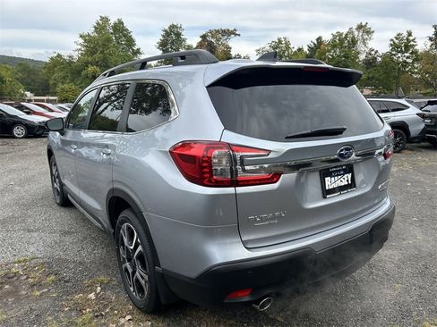 New 2025 Subaru Ascent Limited image 6
