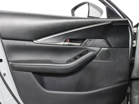 Used 2025 MAZDA CX-30 AWD 2.5 S w/ Preferred Package image 6