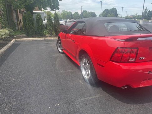 Used 2003 Ford Mustang GT RWD image 12