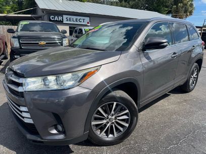 Used 2017 Toyota Highlander XLE