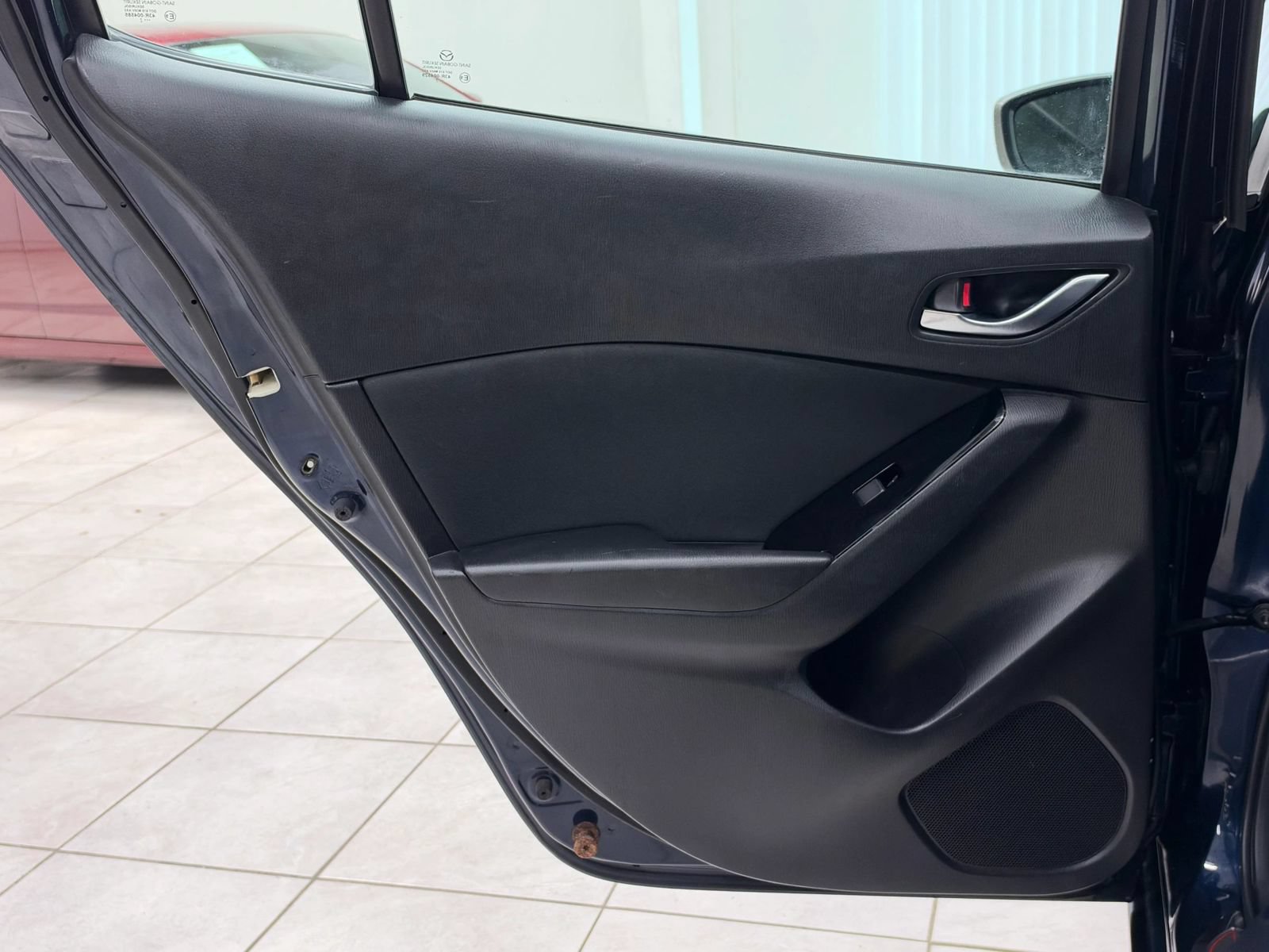 Used 2017 MAZDA MAZDA3 Sport FWD image 18