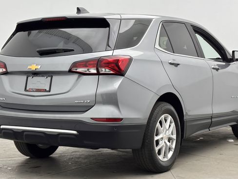 Used 2023 Chevrolet Equinox LT w/ Driver Convenience Package image 7